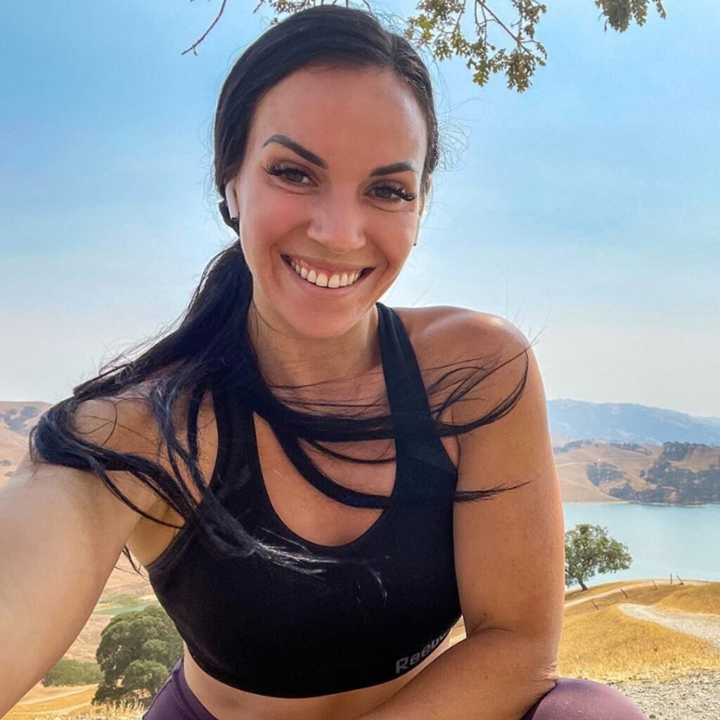 Hannah Moody, Hiking Influencer, Found Dead on Trail at 31