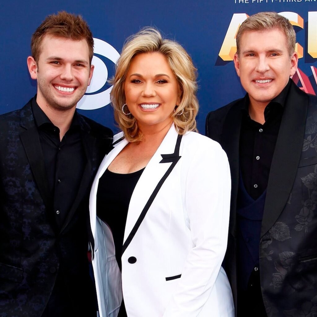 Todd Chrisley, Julie Chrisley’s Tearful Reunion After Prison