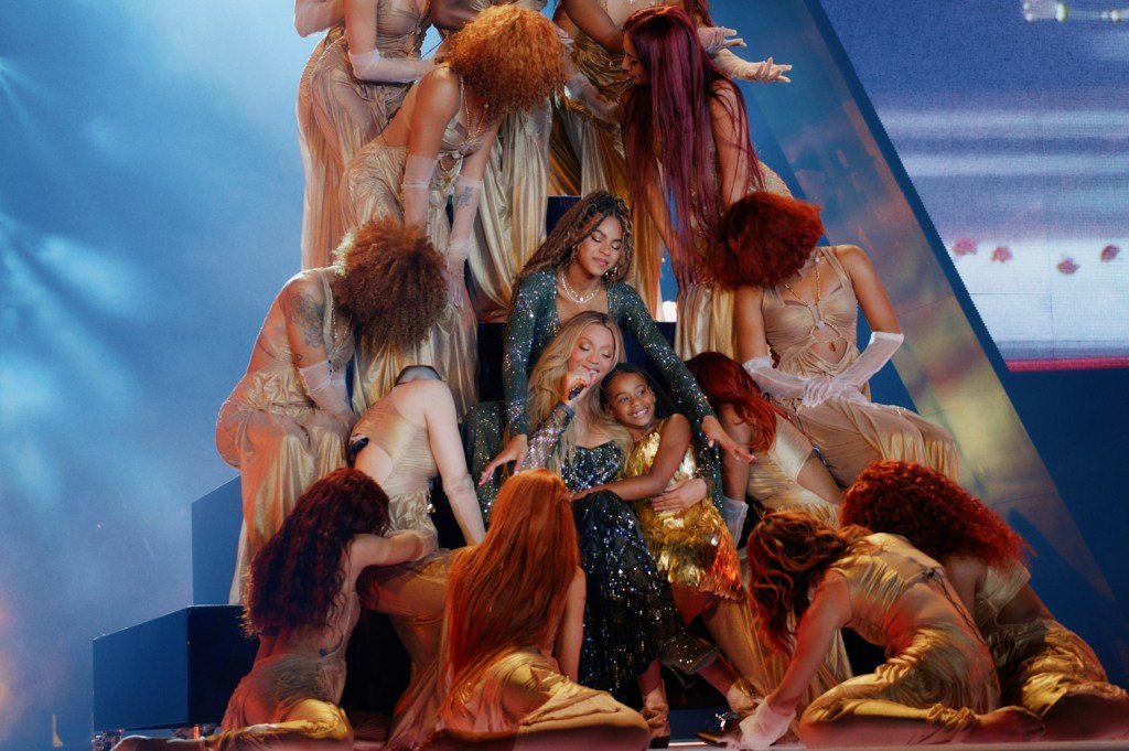 Beyonce Wishes Twins Rumi & Sir Happy Birthday at Cowboy Carter Tour