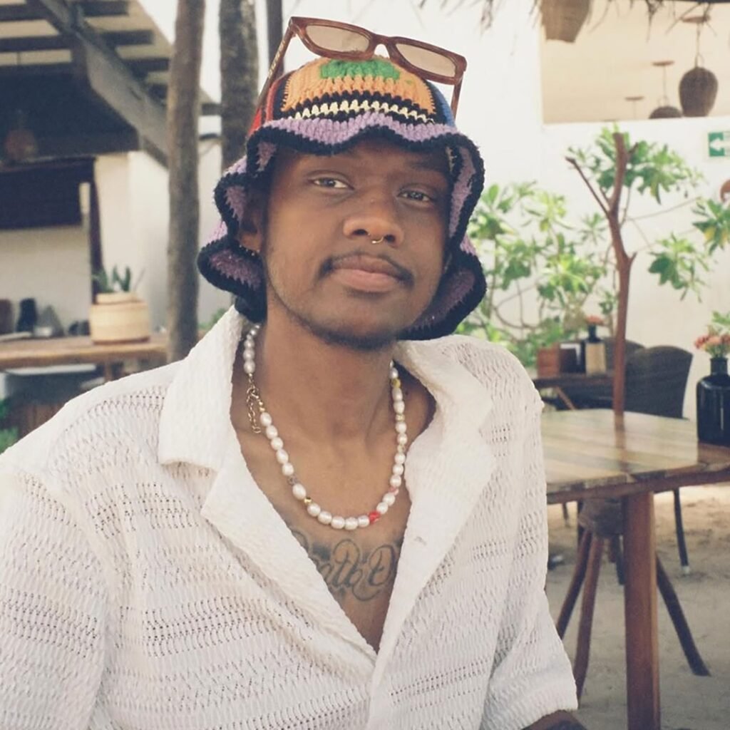 Brian McKnight’s Estranged Son Niko Dead at 32