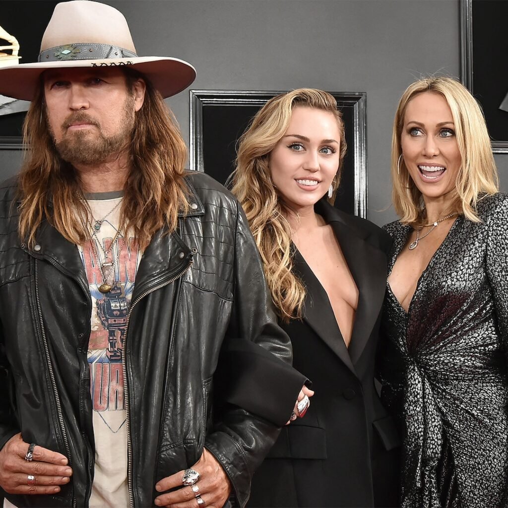 Miley Cyrus Shares How She Fixed Family Feud