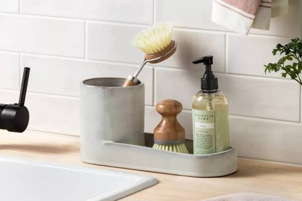 This Simple Sink Caddy Has Hundreds Of Glowing Reviews