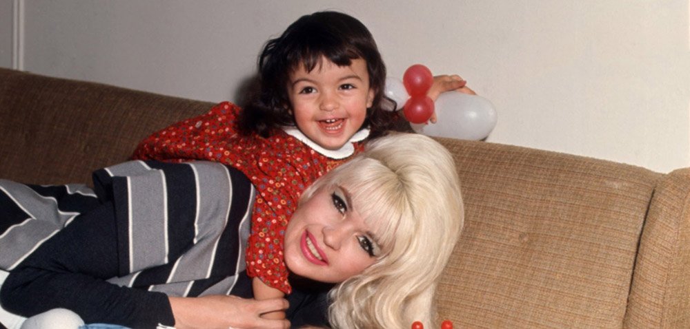 Mariska Hargitay Jayne Mansfield Doc My Mom Jayne Sets Oscar Campaign